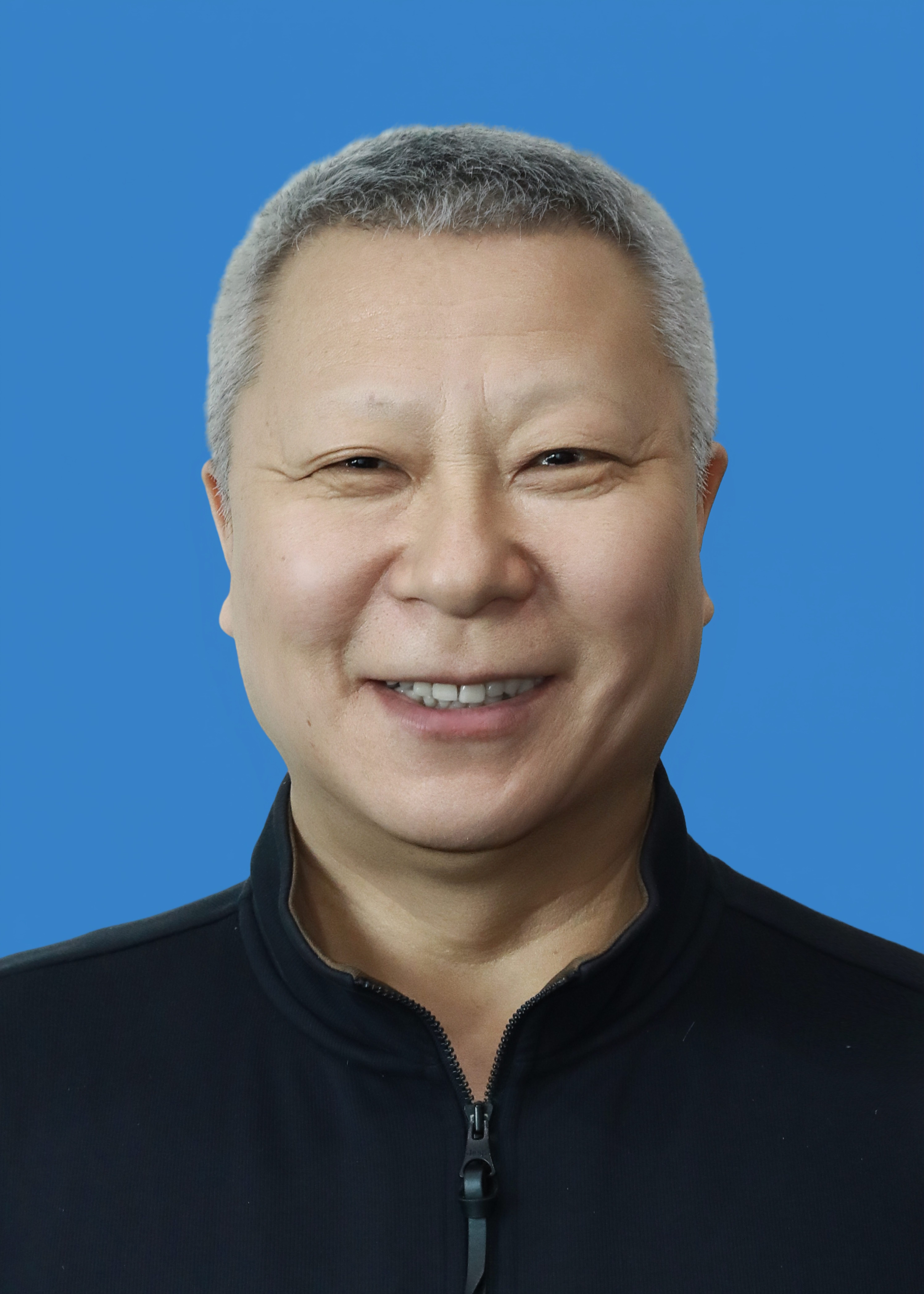 于文东